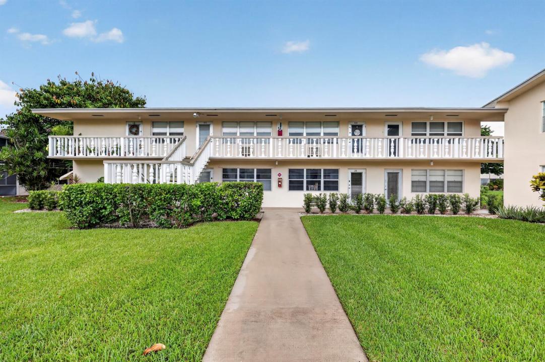 210 CANTERBURY J 210, West Palm Beach, Floride 33417, États-Unis