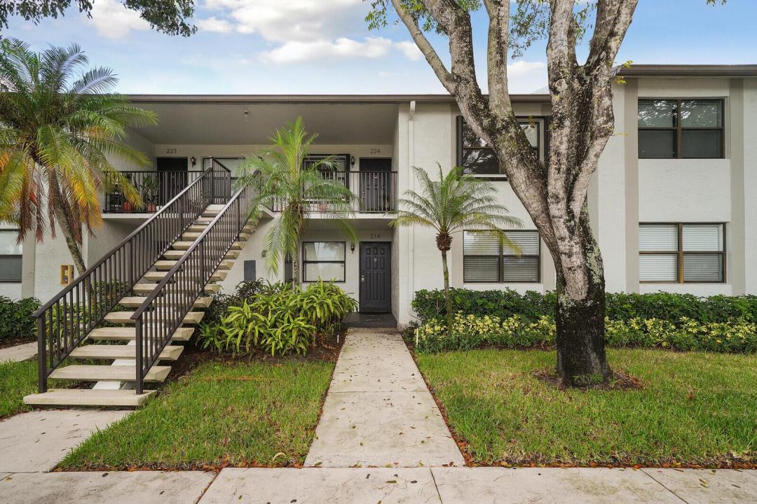 1284 S Military Trail 224, Deerfield Beach, Floride 33442, États-Unis