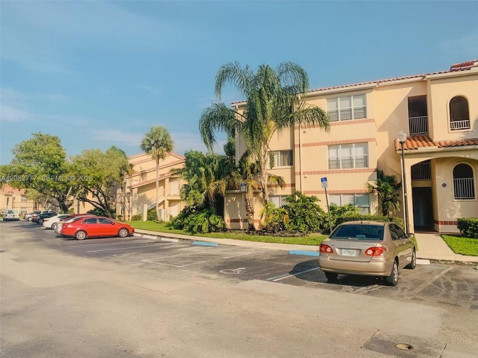 3380 N Pinewalk Dr N 1111, Margate, Floride 33063, États-Unis