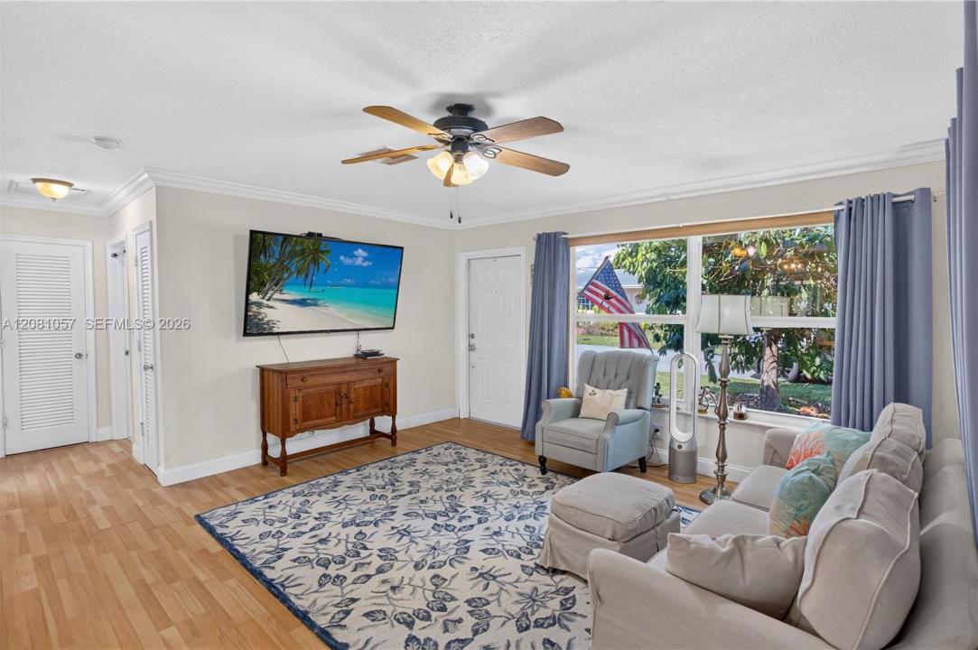 4554 NW 16th Ave, Tamarac, Floride 33309, États-Unis