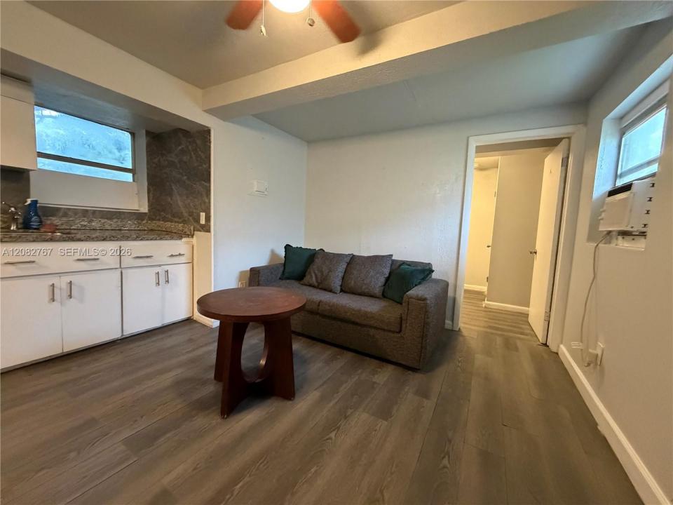 7802 NW 8th Ave 5, Miami, Floride 33150, États-Unis