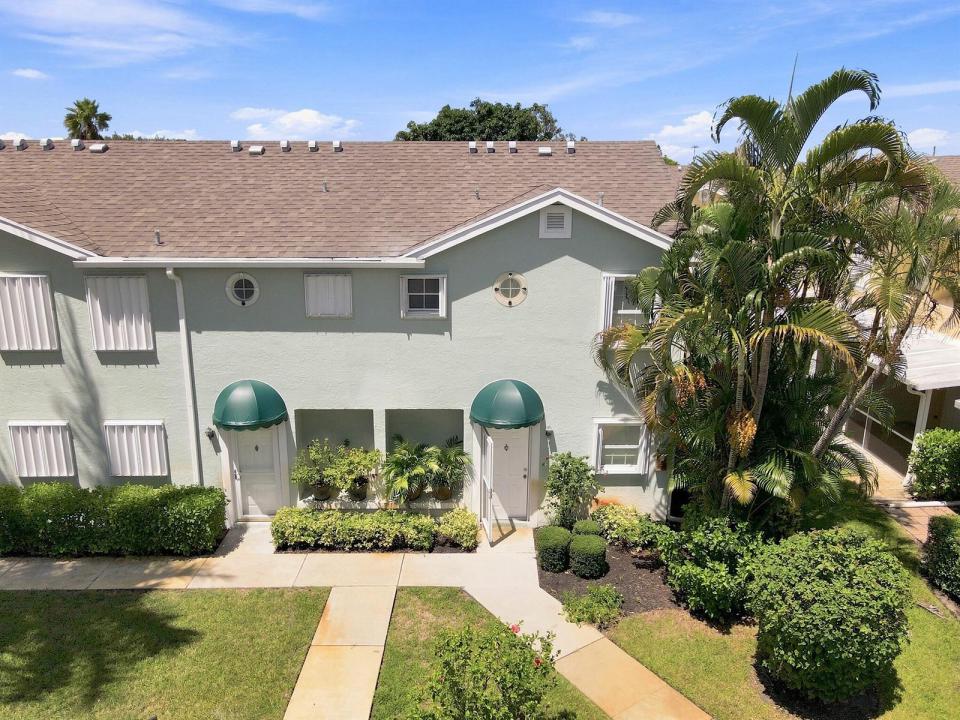 211 Waterside Drive, Hypoluxo, Floryda 33462, USA