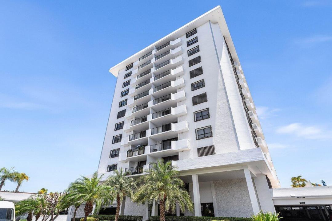 1208 Marine Way 506, North Palm Beach, Florida 33408, USA