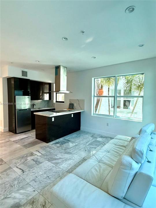 1560 Drexel Ave 107, Miami Beach, Florida 33139, Stati Uniti