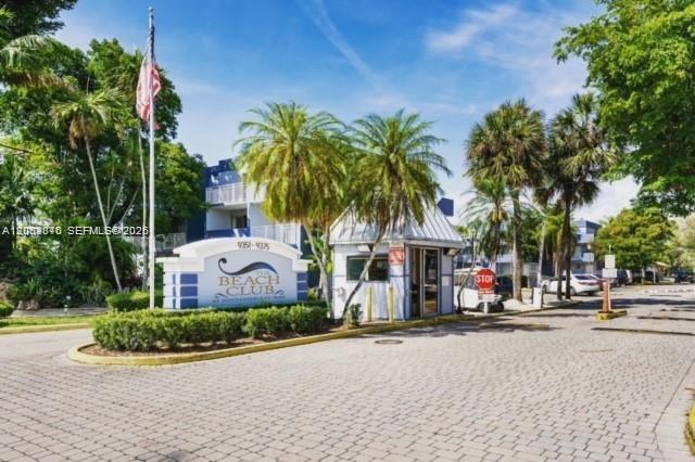 9359 Fontainebleau Blvd F307, Miami, Florida 33172, Stati Uniti