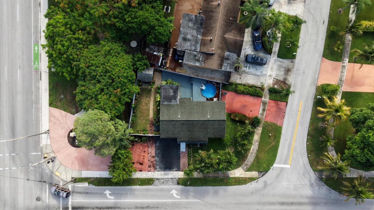 1010 SW 6TH Avenue, Deerfield Beach, פלורידה 33441, ארצות הברית של אמריקה