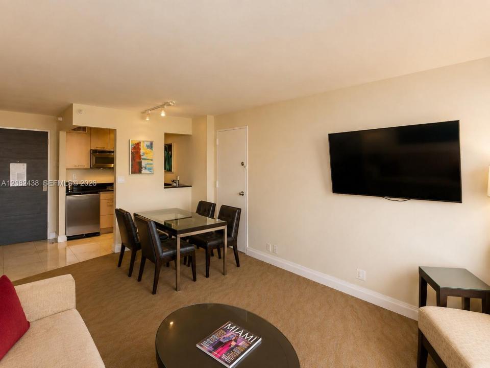 2670 E Sunrise Blvd 1419, Fort Lauderdale, Flórida 33304, Estados Unidos