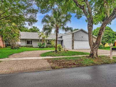 8240 NW 54th St 8240, Lauderhill, Флорида 33351, Соединенные Штаты