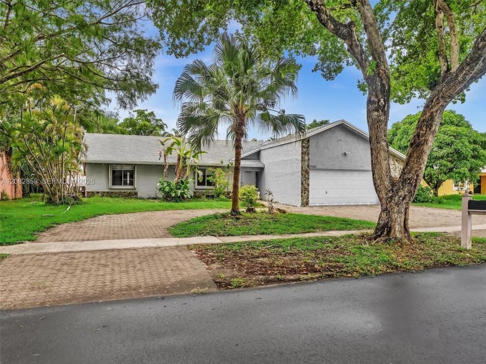 8240 NW 54th St 8240, Lauderhill, 플로리다 33351, 미국