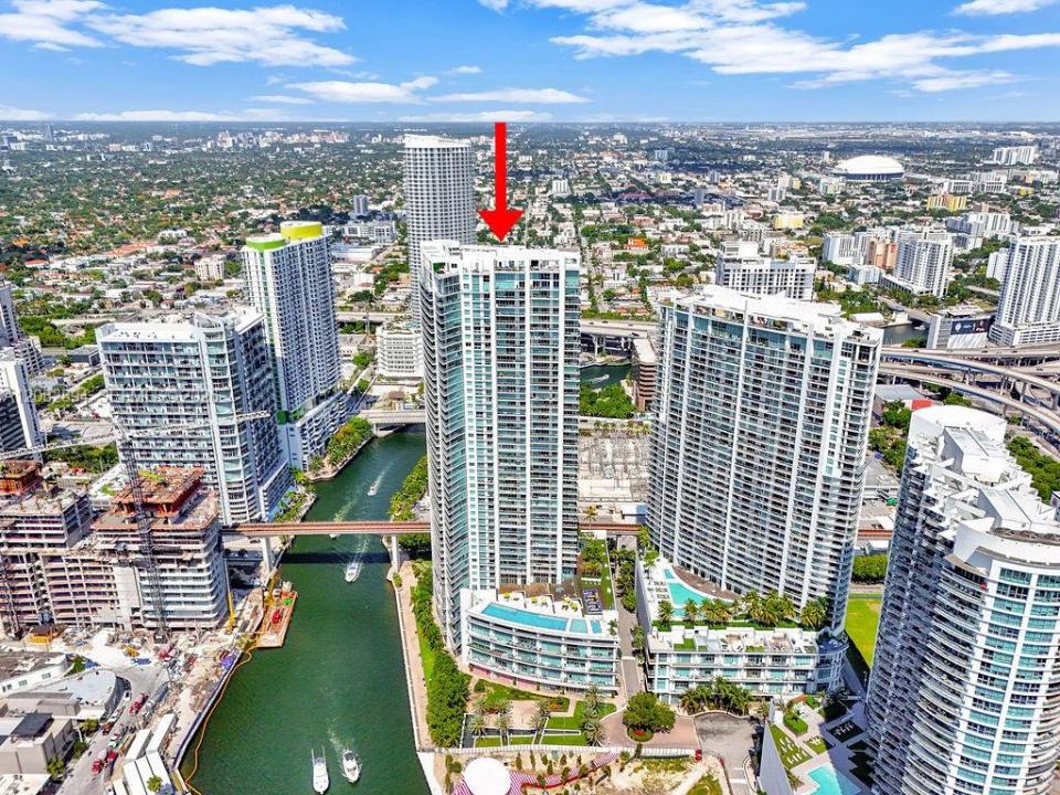 92 SW 3rd St 4806, Miami, Floride 33130, États-Unis