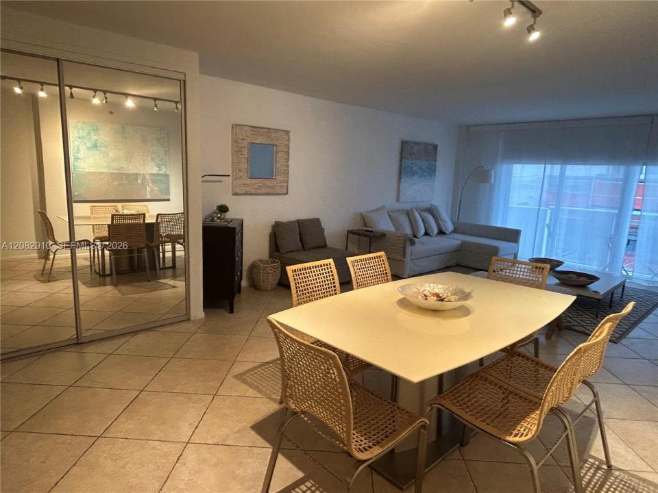 9195 Collins Ave 414, Surfside, Florida 33154, Stati Uniti