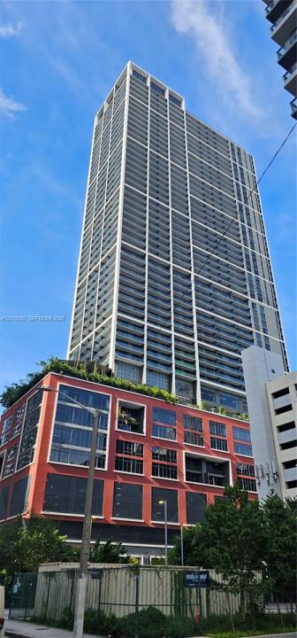 159 NE 6th St 2513, Miami, Florida 33132, USA