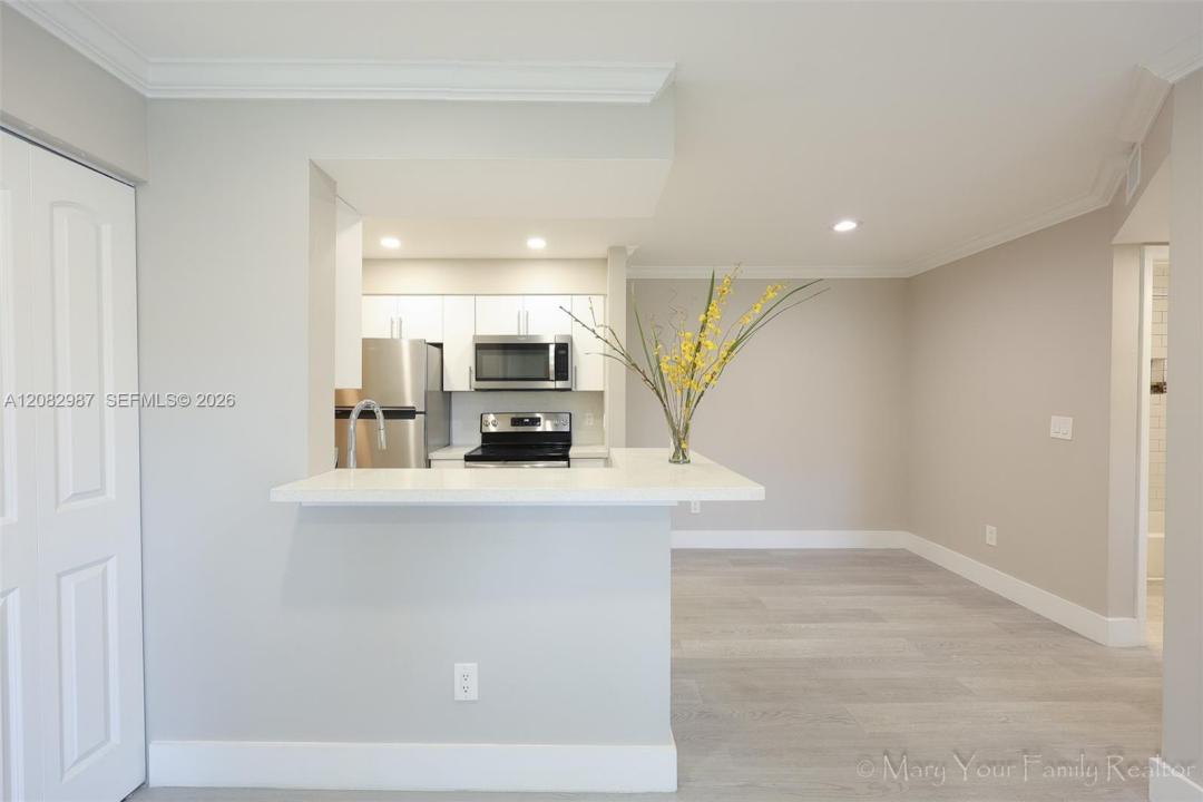 Pompano Beach, Florida 33069, USA