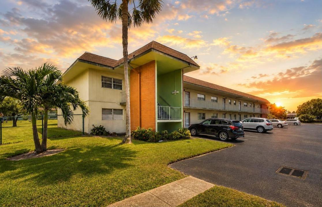 609 S STATE ROAD 7 2D, Margate, Floride 33068, États-Unis