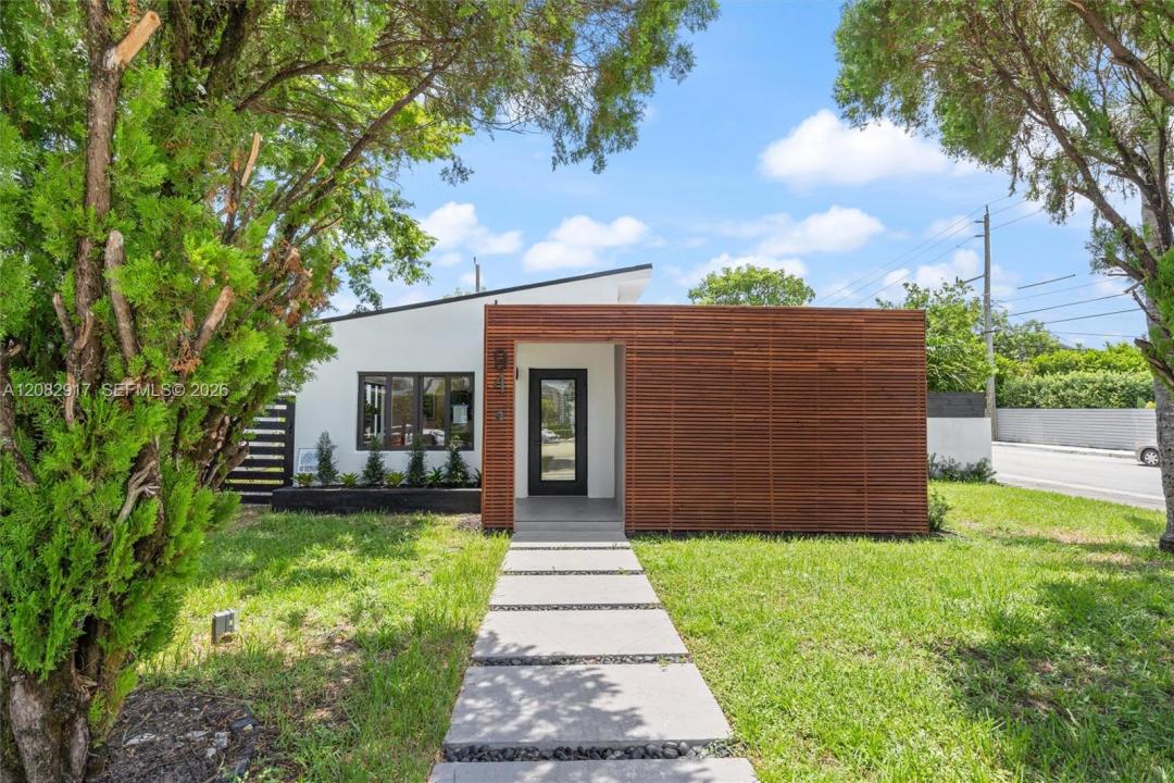 94 NW 48th St 0, Miami, Florida 33127, USA