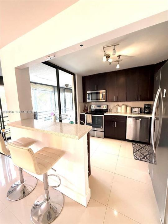 671 NE 195th St 227-E, Miami, Flórida 33179, Estados Unidos