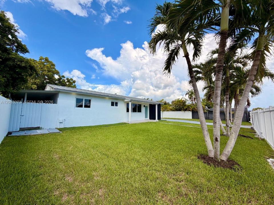 20022 SW 118th Ave, Miami, Florida 33177, USA