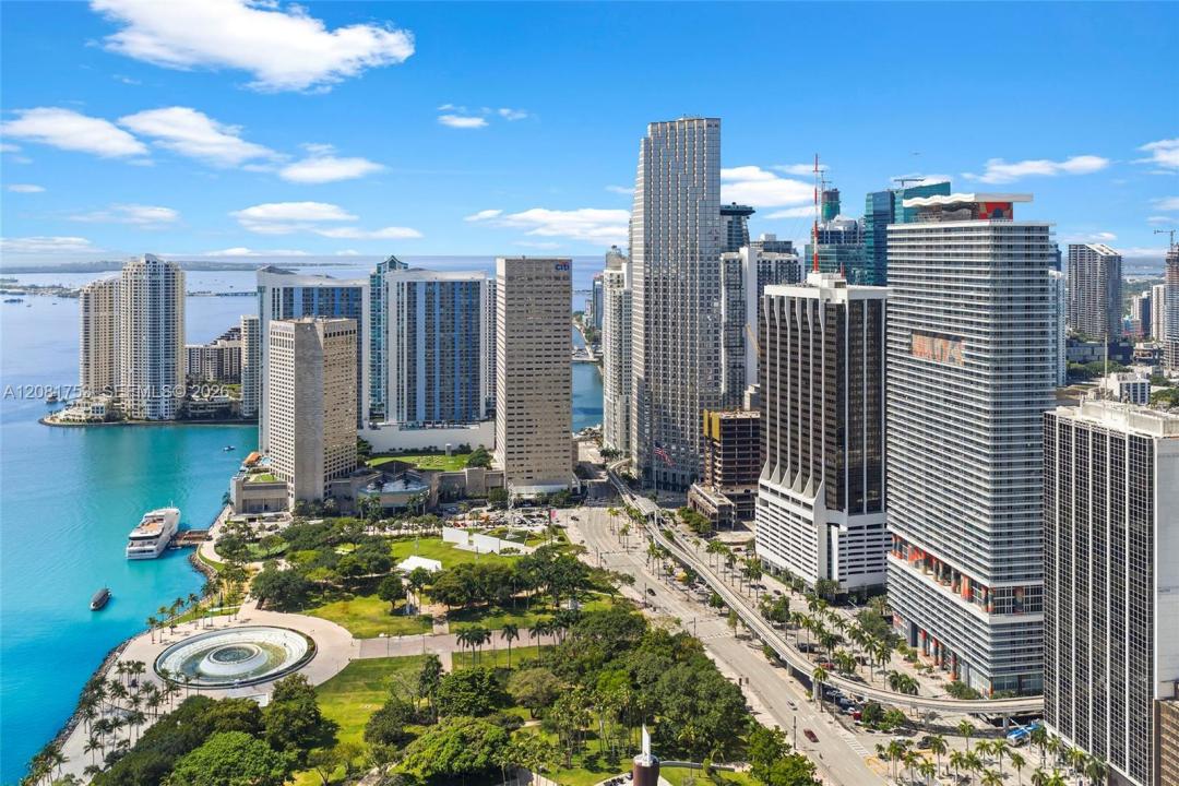 50 Biscayne Blvd 3211, Miami, Florida 33132, Stati Uniti