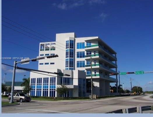 2300 W 84th St 602-C, Hialeah, Florida 33016, USA