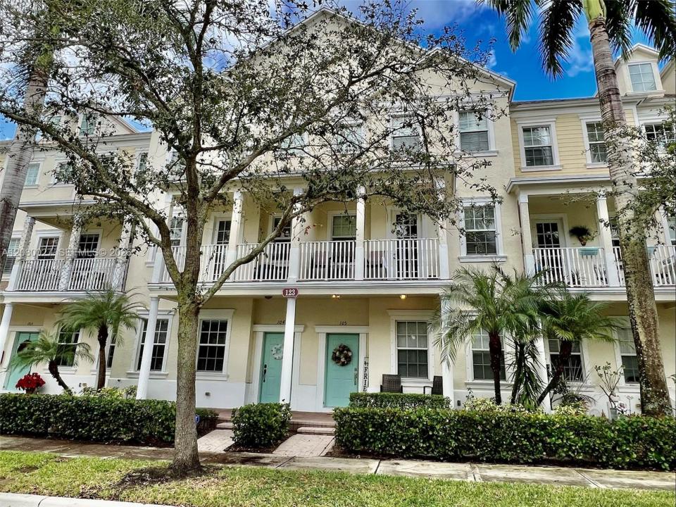123 E Royal Palm Cir 105, Jupiter, Floride 33458, États-Unis