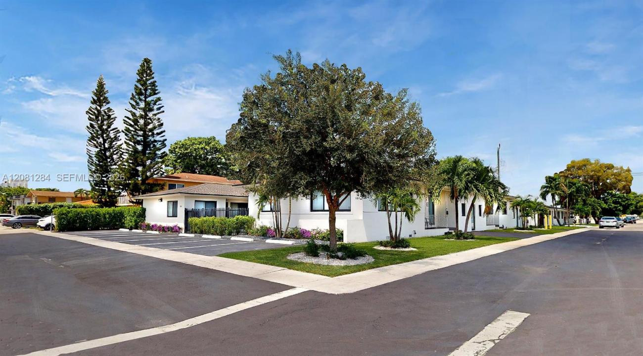 101 W 11th St 5, Hialeah, Floryda 33010, USA