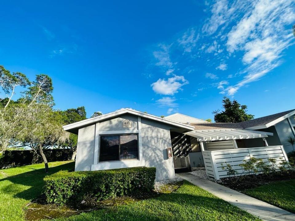 611 Racquet Club Rd 1, Weston, Floride 33326, États-Unis