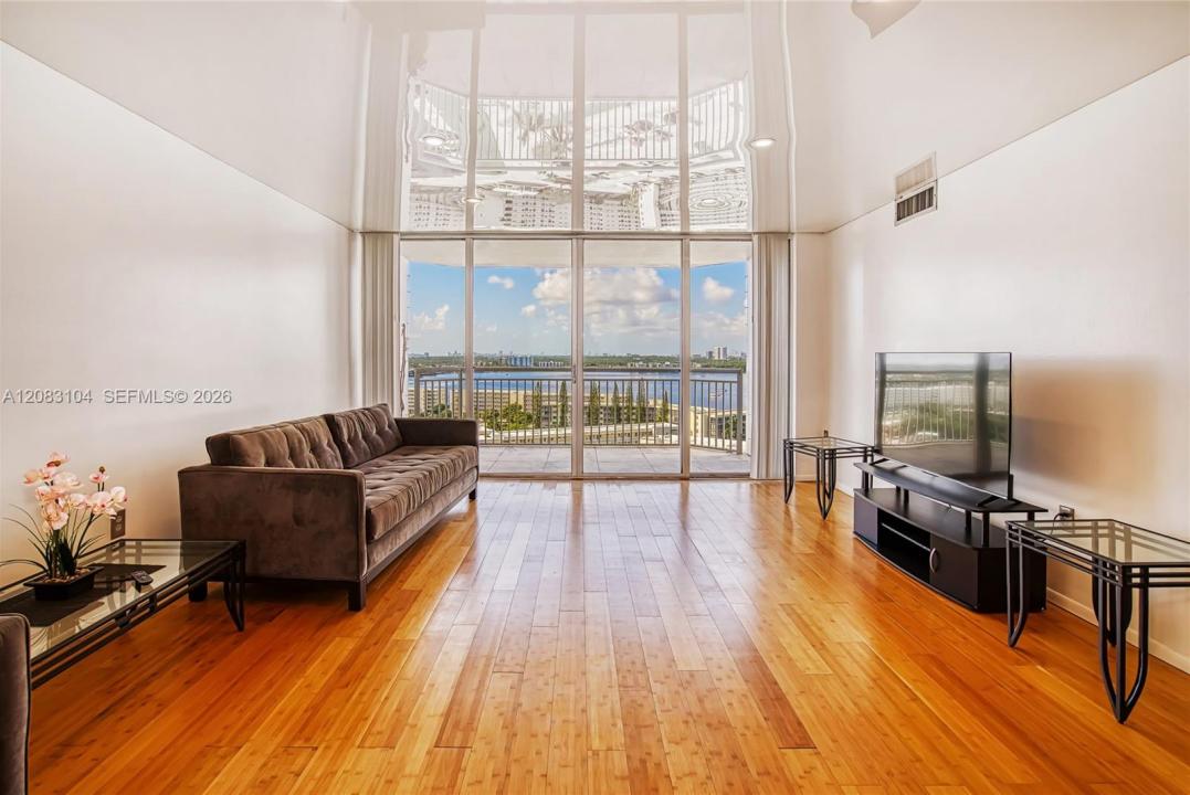 18021 Biscayne Blvd 1604, Aventura, Floride 33160, États-Unis