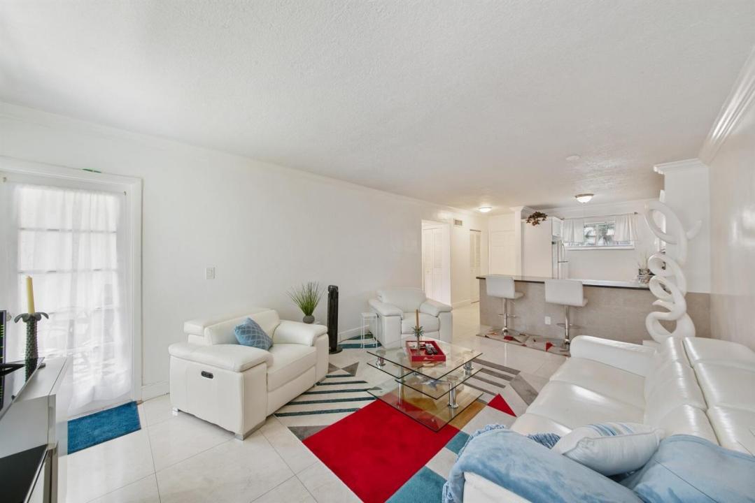 2581 Garden N Drive 206, Lake Worth, Floride 33461, États-Unis