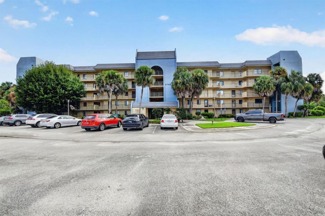 2786 TENNIS CLUB Drive 407, West Palm Beach, Florida 33417, Stati Uniti