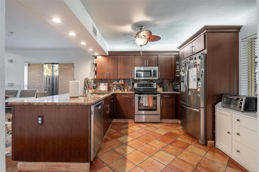 1427 SW 109th Way, Davie, Floride 33324, États-Unis
