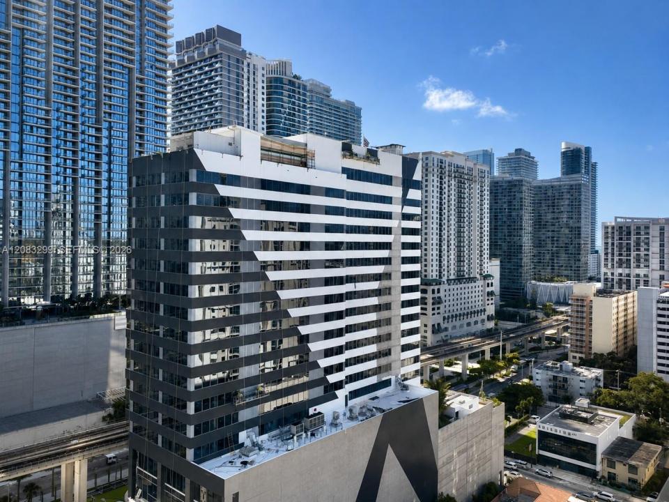 175 SW 7th St 1809, Miami, Florida 33130, USA