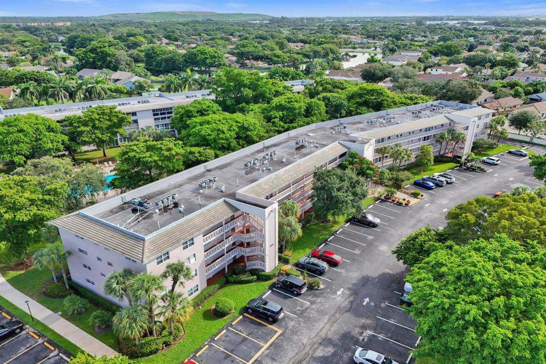 2003 GRANADA Drive K3, Coconut Creek, Floride 33066, États-Unis