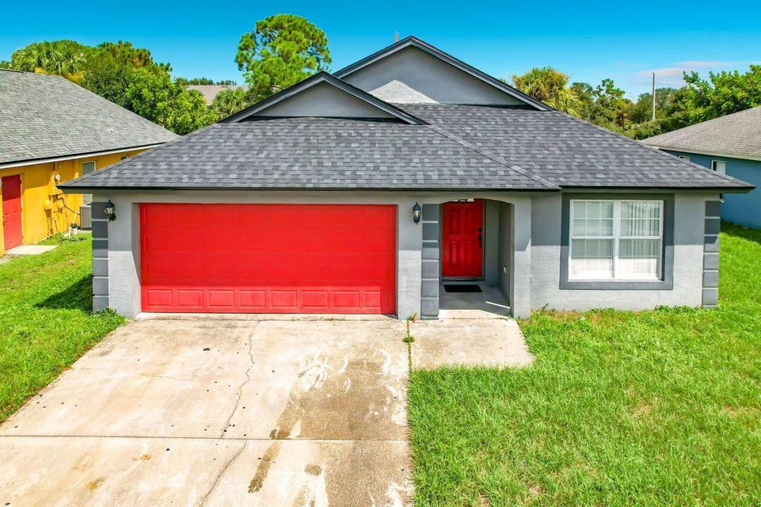 2914 ZORA NEAL Drive, Fort Pierce, Florida 34947, USA