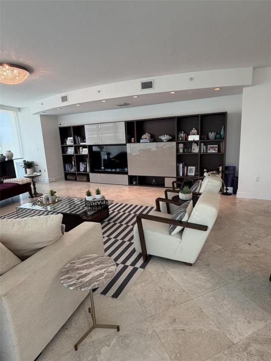 19955 NE 38th Ct 606, Aventura, Floride 33180, États-Unis
