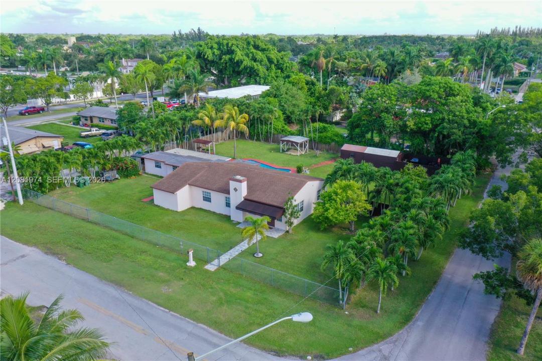 141 NE 14th St, Homestead, Floride 33030, États-Unis