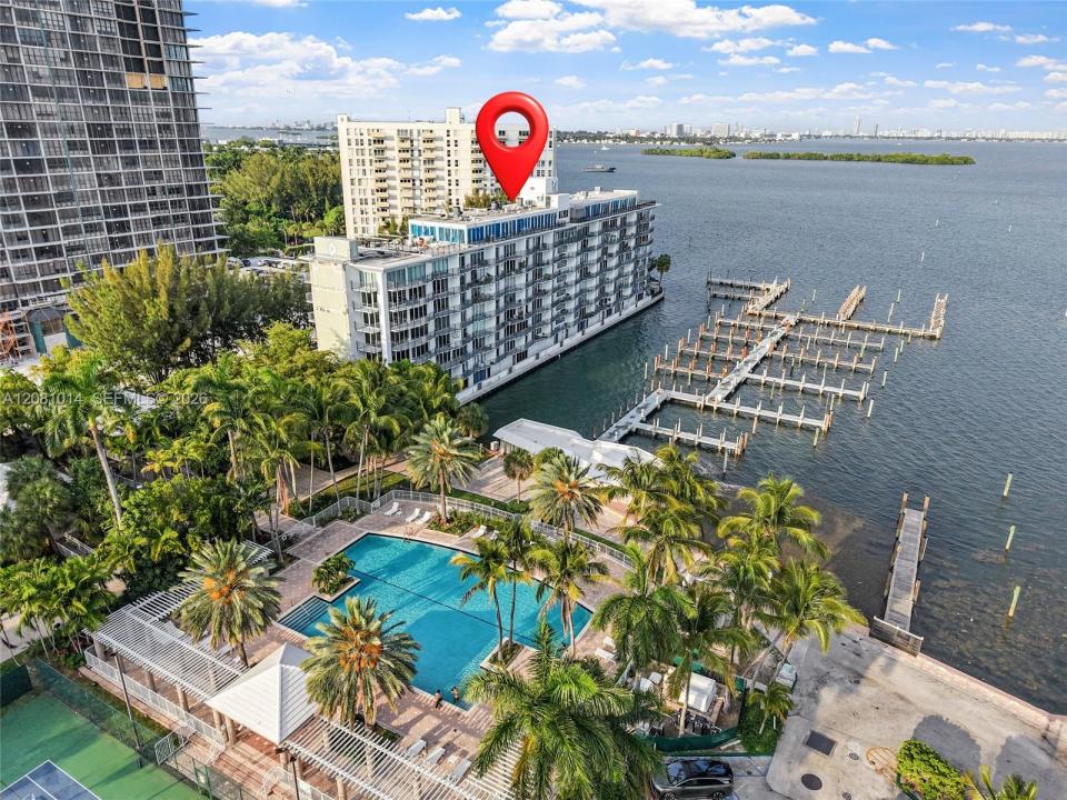 770 NE 69th St 6E, Miami, Floride 33138, États-Unis
