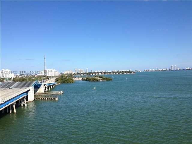 7899 NE Bayshore Ct 4E, Miami, Floride 33138, États-Unis