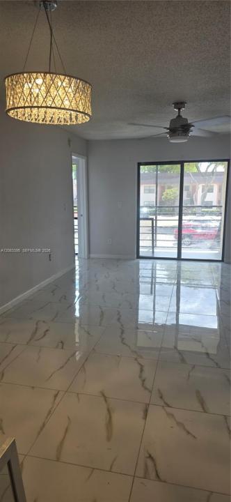 900 NE 209th Ter 203-31, Miami, Florida 33179, USA