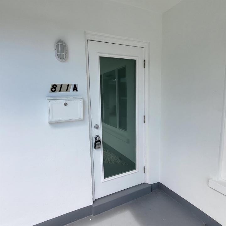 811 NW 30th Court 811A, Wilton Manors, Florida 33311, USA
