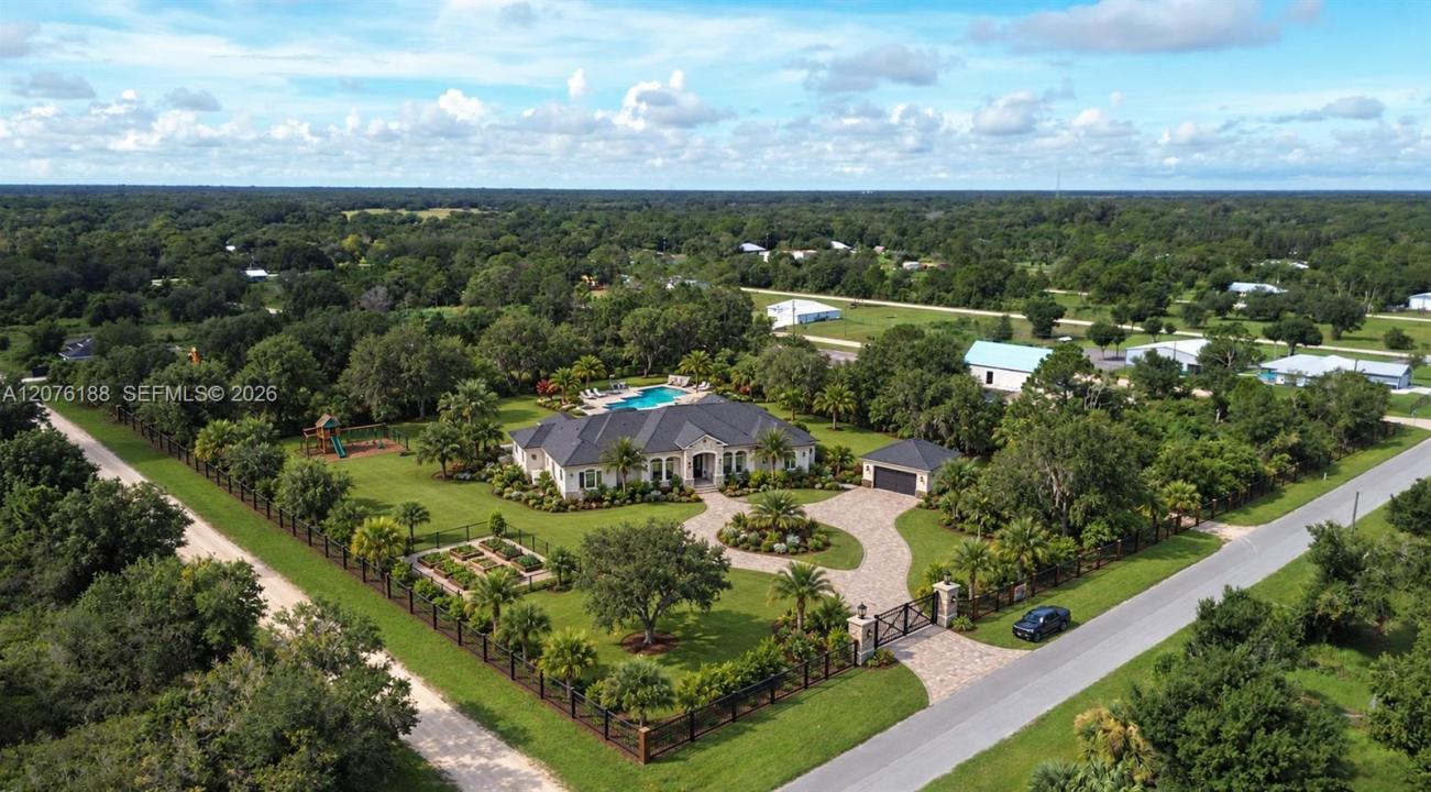 . NW 106nd Street, Okeechobee, Флорида 34972, Соединенные Штаты