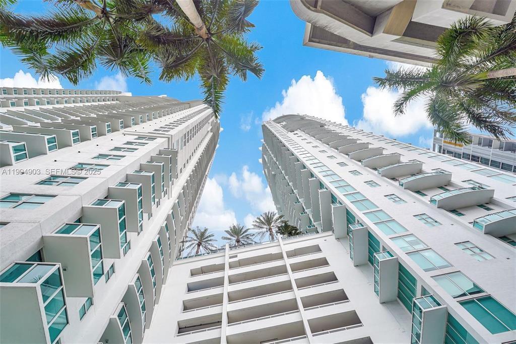 41 SE 5th Street #417, Miami, Florida 33131, Stati Uniti