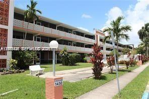 1450 NE 170th St 114, North Miami Beach, פלורידה 33162, ארצות הברית של אמריקה