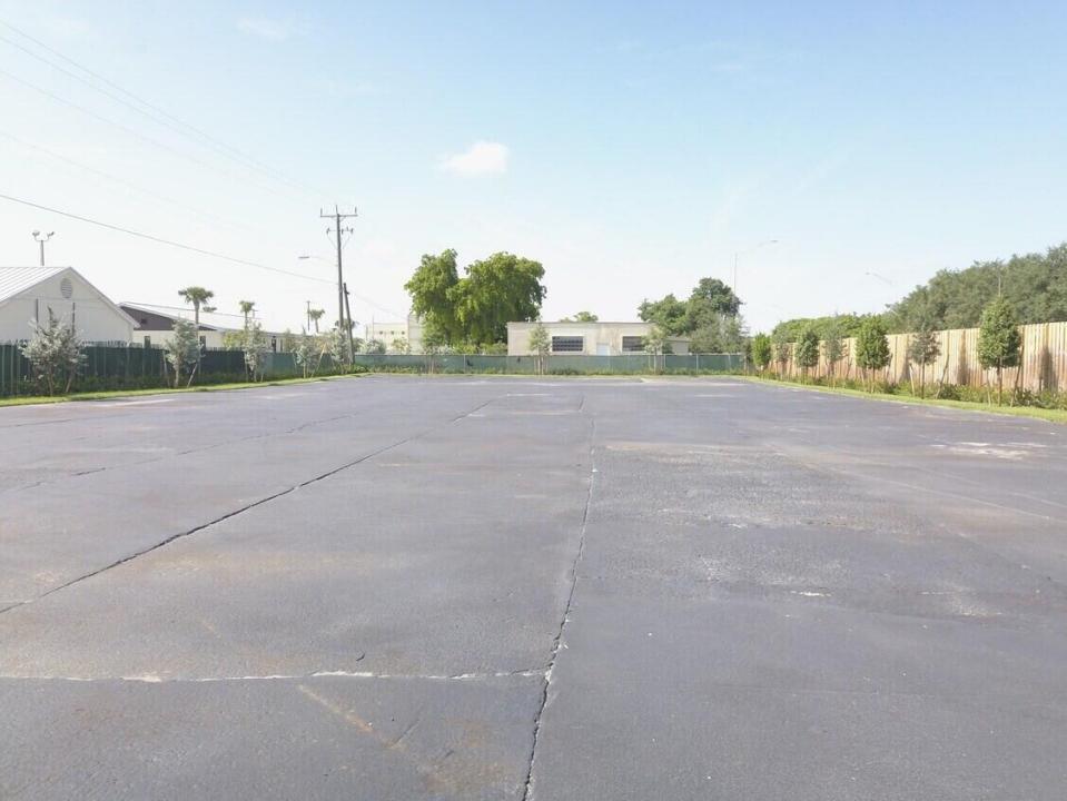1289 W ATLANTIC Boulevard, Pompano Beach, Florida 33069, USA