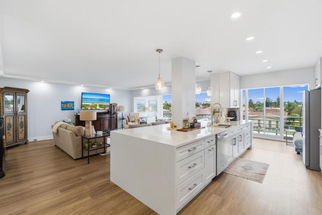 3050 NE 47TH Court 203, Fort Lauderdale, Floride 33308, États-Unis