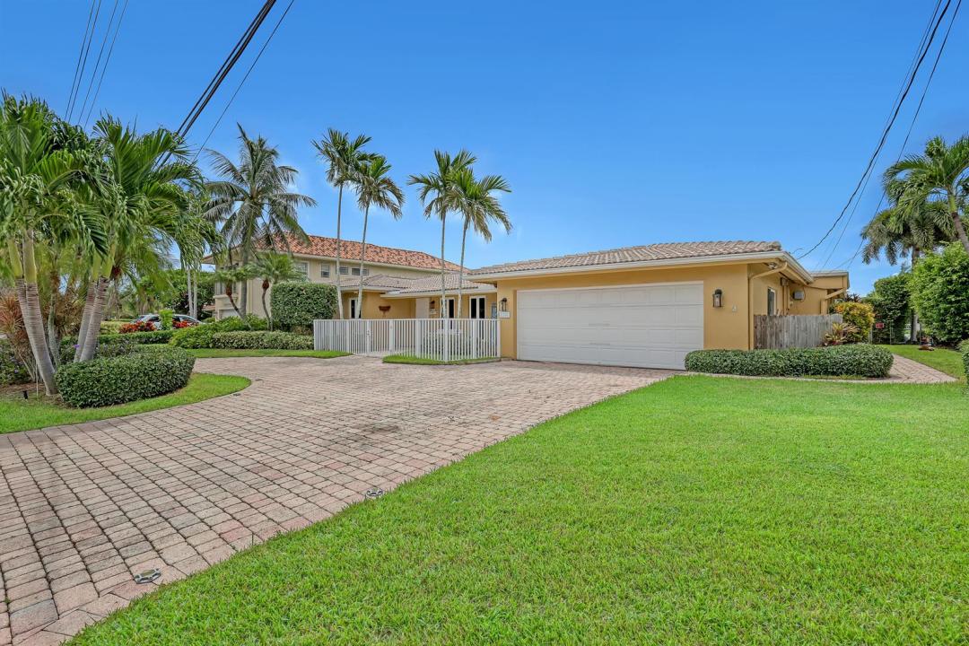 2100 NE 30th Street, Lighthouse Point, Florida 33064, USA
