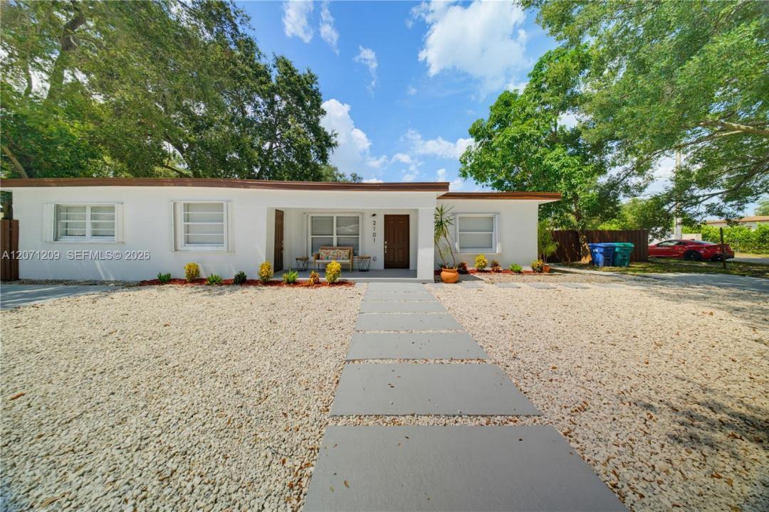 2101 NW 93rd Ter, Miami, Florida 33147, Stati Uniti