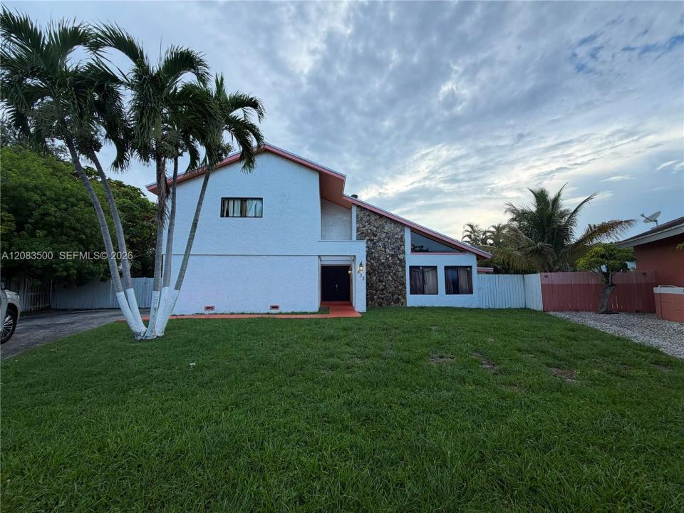 633 NE 204th Ln 633, Miami, Florida 33179, Stati Uniti