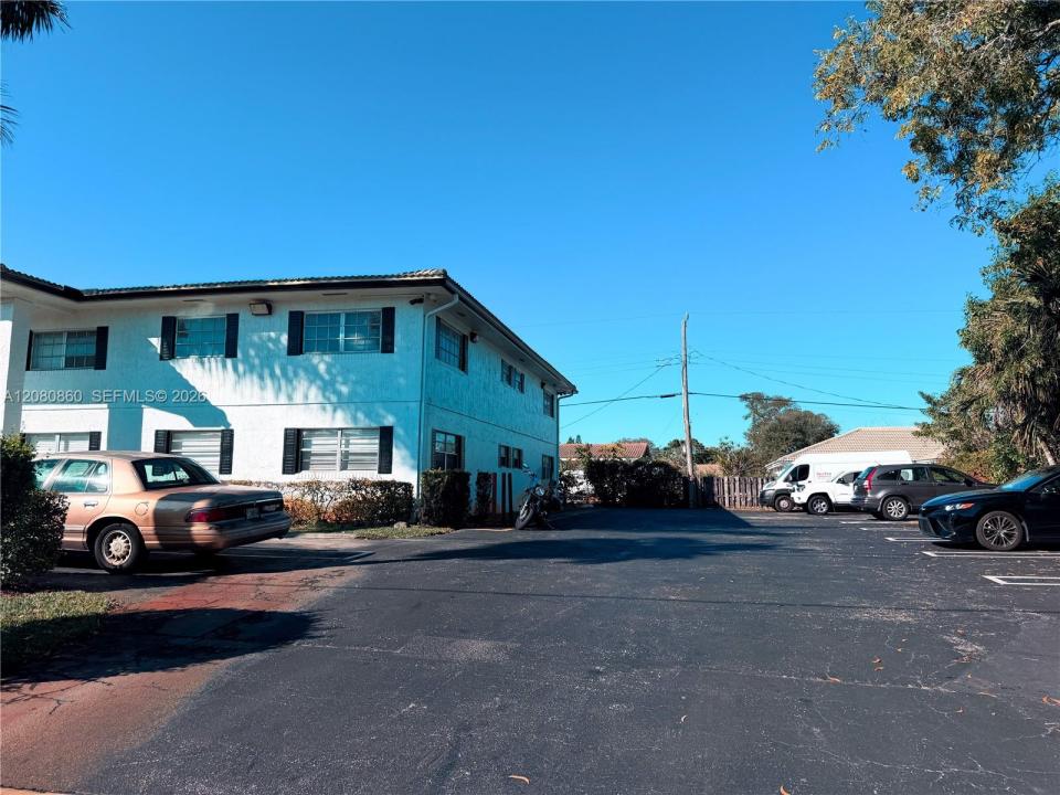 4240 Woodside Dr 2, Coral Springs, Floride 33065, États-Unis