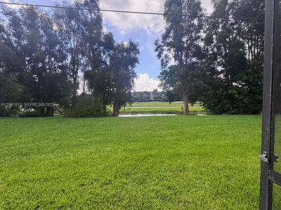 10325 NW 11th St 101, Pembroke Pines, Florida 33026, USA