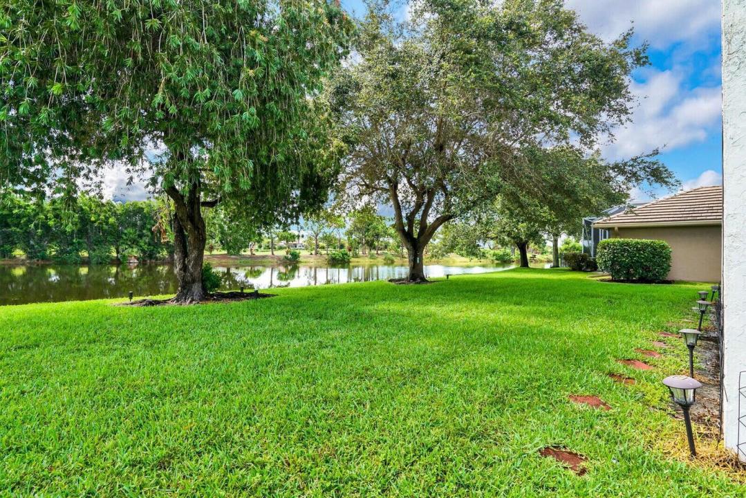 1720 Corsica Drive, Wellington, Florida 33414, USA